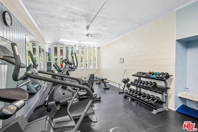 $660,000 | 7211 Raintree Circle, Unit 211, Culver City, CA 90230