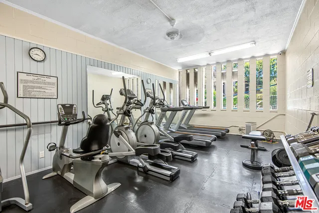 $660,000 | 7211 Raintree Circle, Unit 211, Culver City, CA 90230