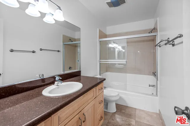 $660,000 | 7211 Raintree Circle, Unit 211, Culver City, CA 90230