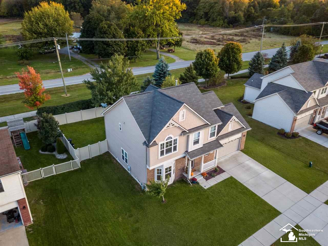 839 Golf Ridge Circle Dundee, MI 48131 - Photo 31 of 31 31398112-30.JPG