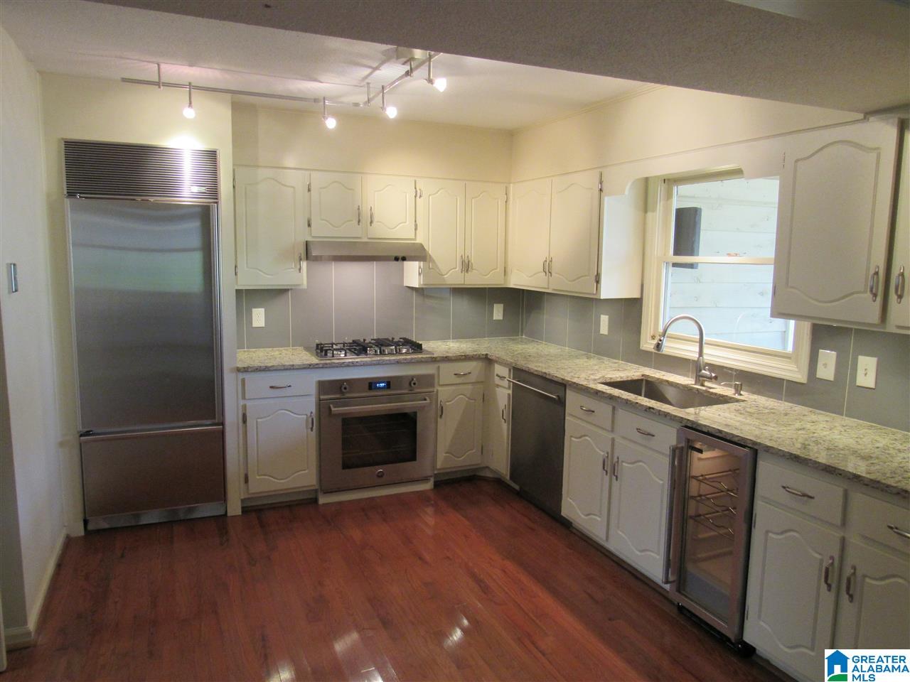 3208 Greendale Road Birmingham, AL 35243 - Photo 5 of 11