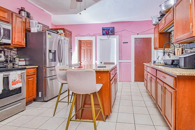 $850,000 | 111 Riverview Street, Brockton, MA 02302