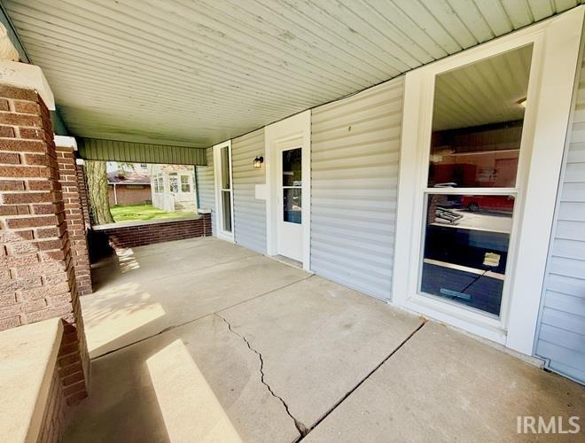 418 North Main Street Winchester, IN 47394 - Photo 3 of 18