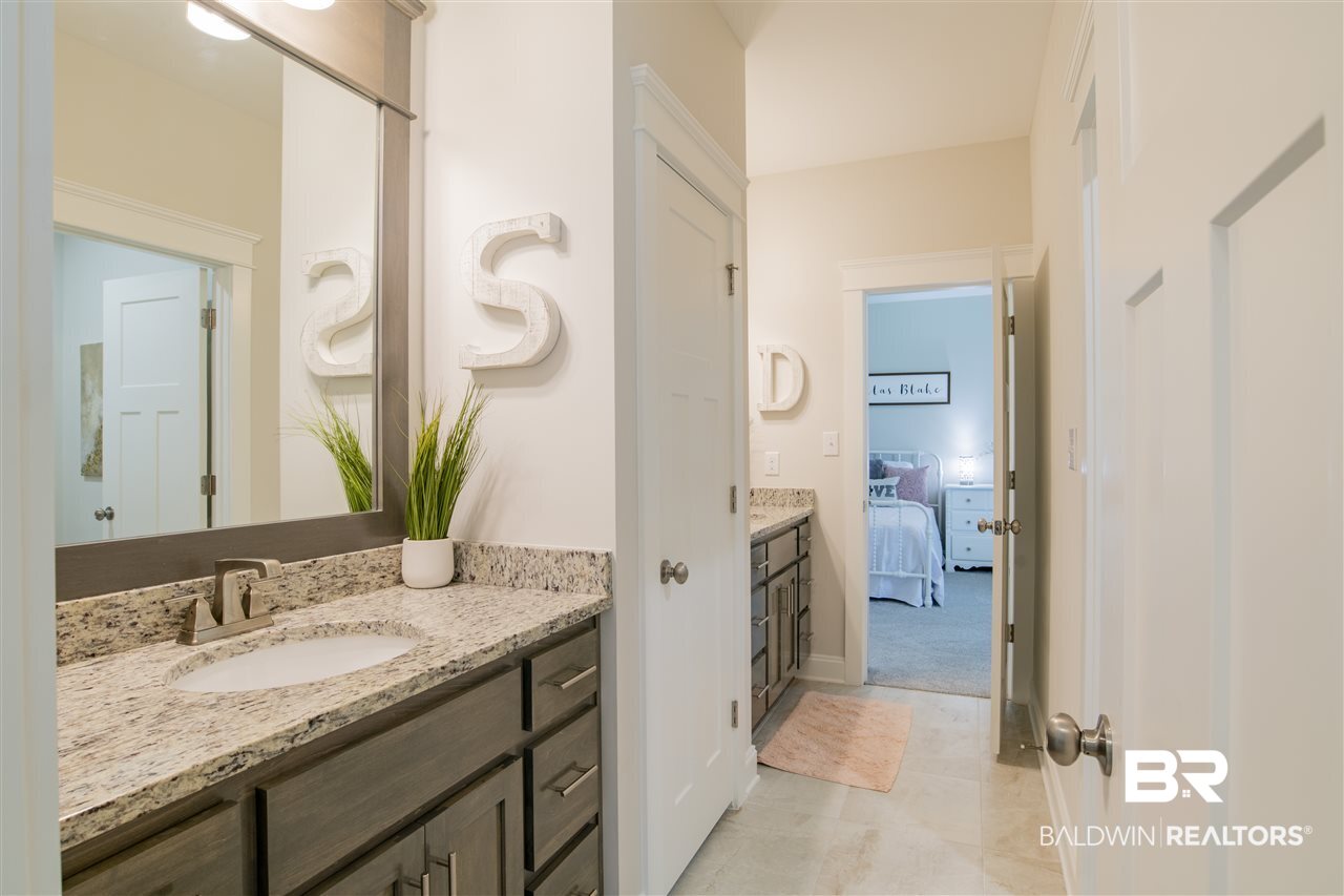 272 Garrison Boulevard Fairhope, AL 36532 - Photo 23 of 37 Bath 2