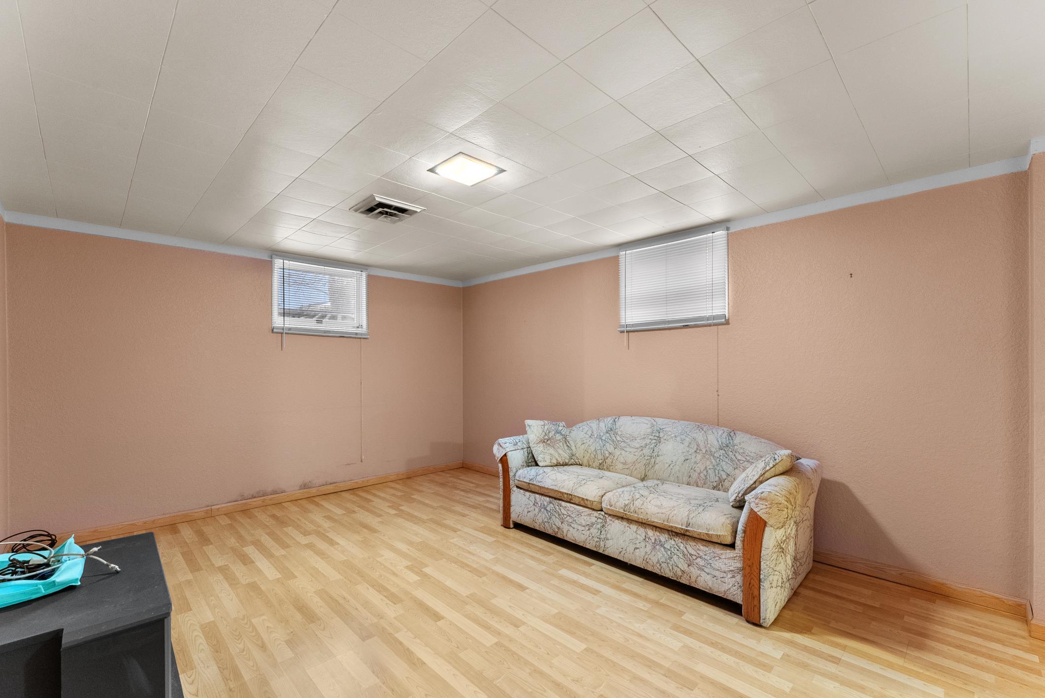 543 Roosevelt Road Kohler, WI 53044 - Photo 35 of 55 Drywalled walls