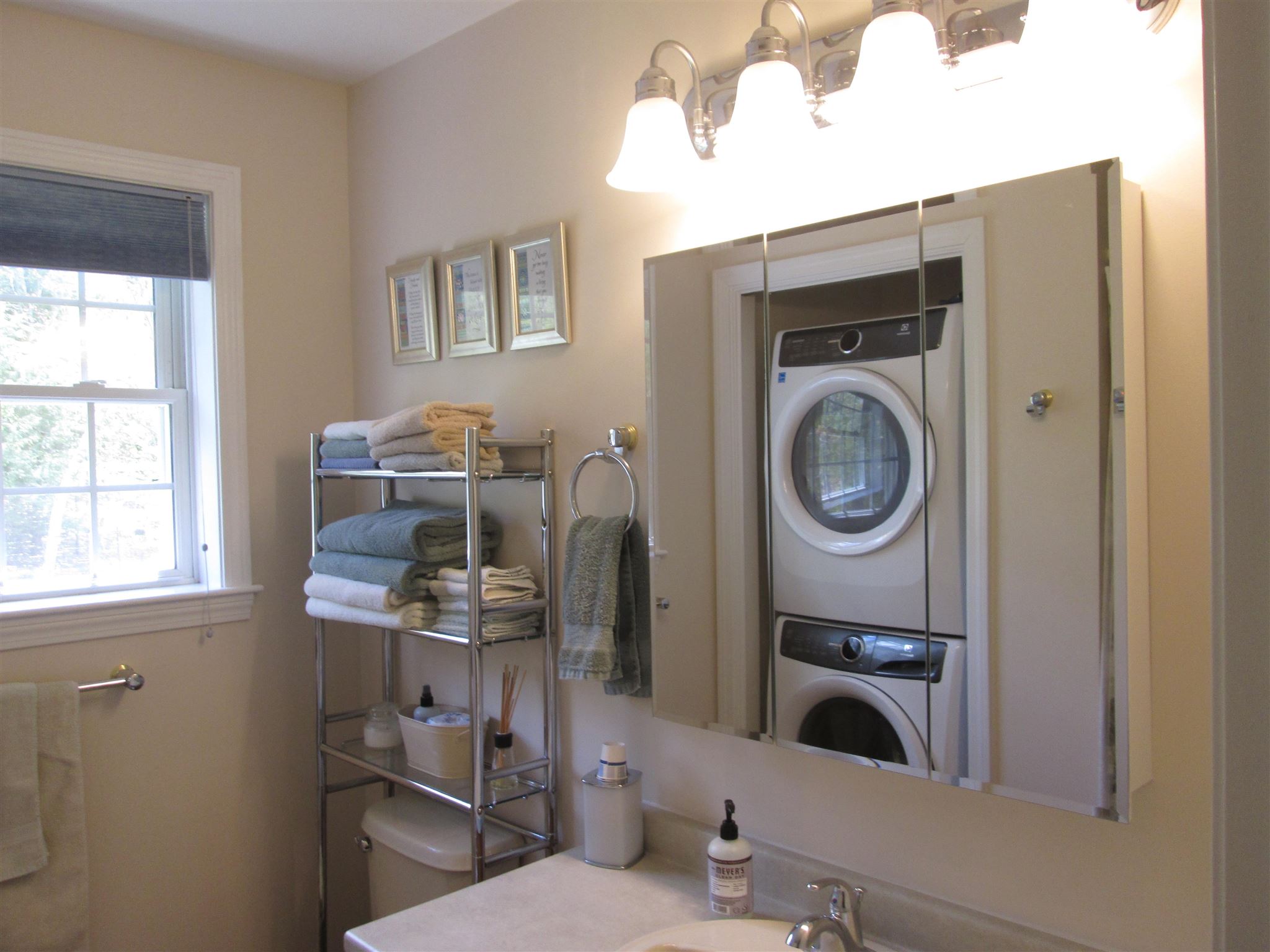 112 Byam Road New Boston, NH 03070 - Photo 19 of 27