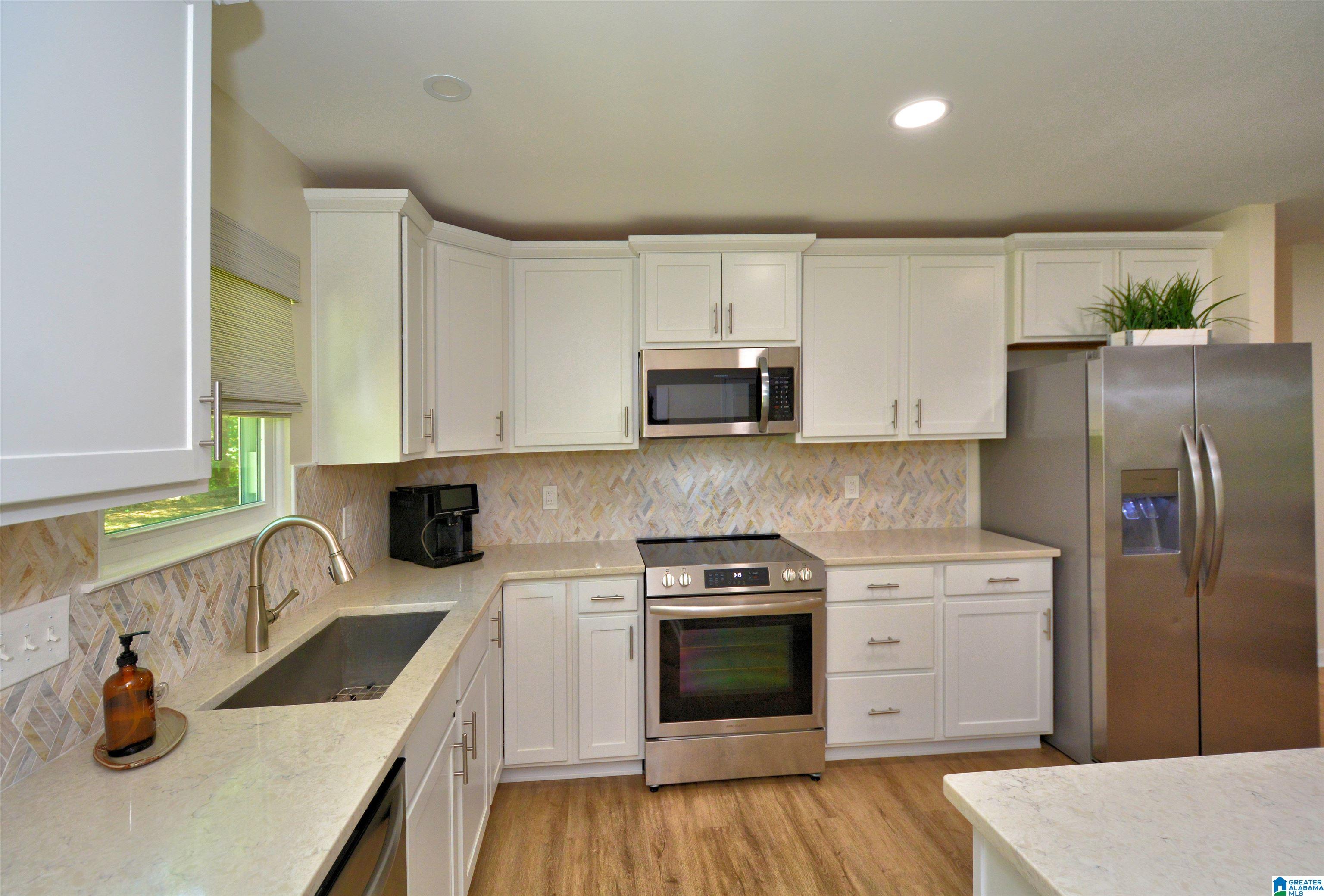3256 Karl Daly Road Birmingham, AL 35210 - Photo 12 of 36