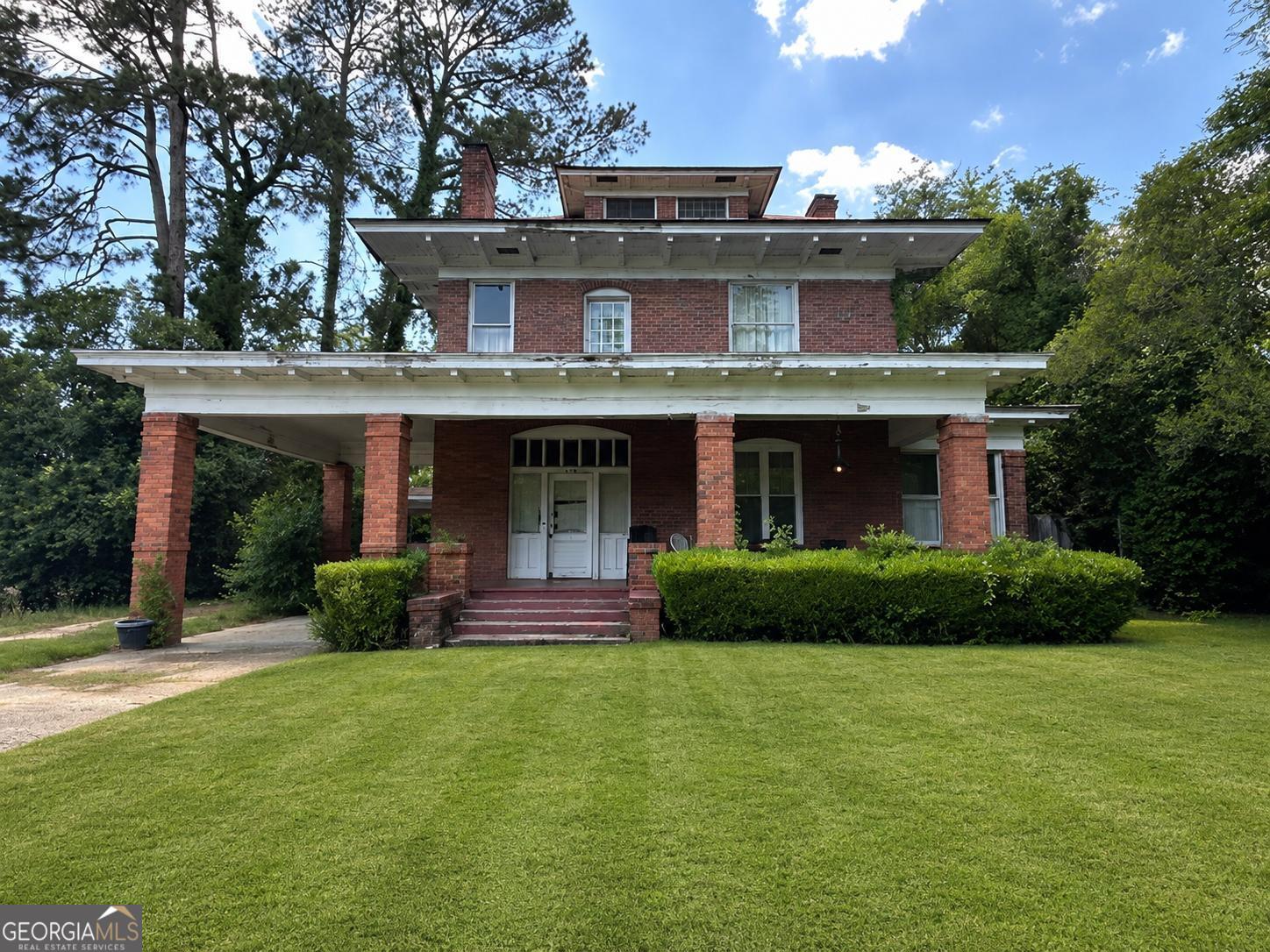 306 Ramsey Street Dublin, GA 31021 - Photo 1 of 13