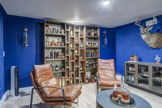 $399,000 | 616 Hammond Avenue, Mount Carmel, TN 37645