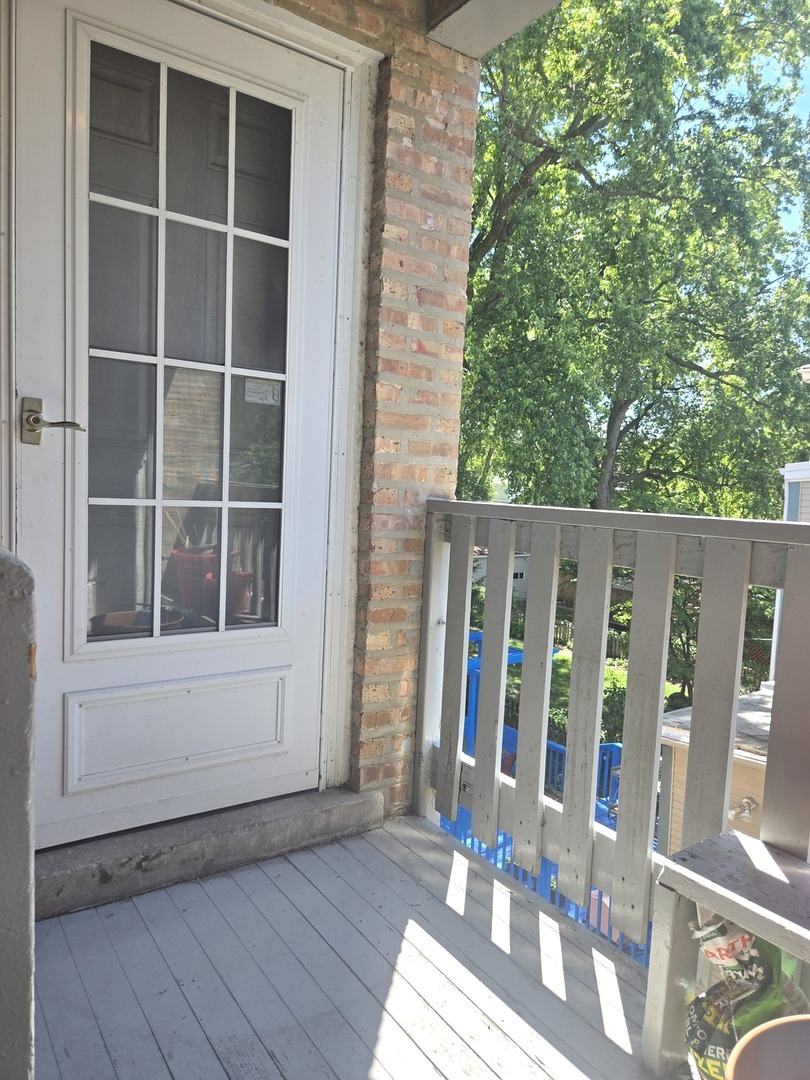 1819 West Touhy Avenue, Unit 6 Chicago, IL 60626 - Photo 18 of 23