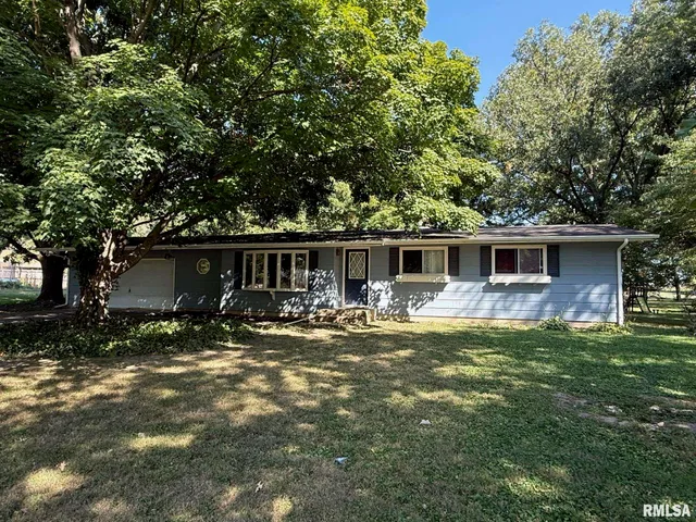 $169,000 | 17122 River View Road, Petersburg, IL 62675