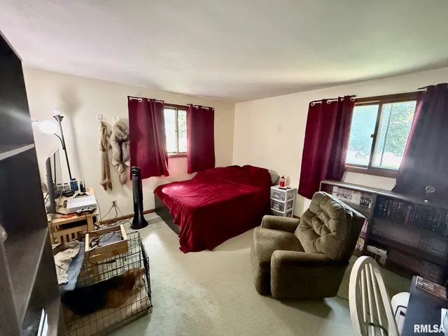 $169,000 | 17122 River View Road, Petersburg, IL 62675