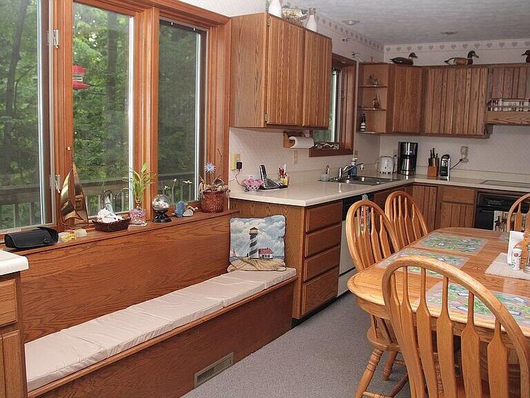 4467 North Ridge Road Mears, MI 49436 - Photo 6 of 13 239378459_1218607191936554_5944574683677