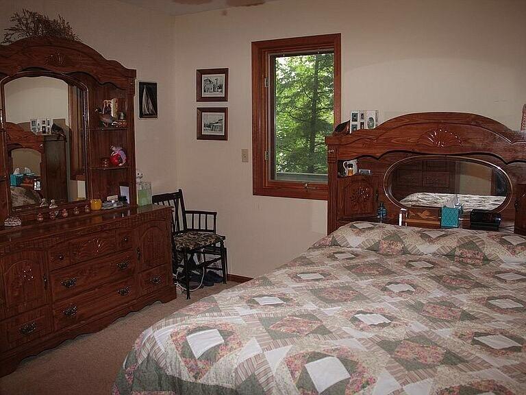 4467 North Ridge Road Mears, MI 49436 - Photo 7 of 13 239366746_2972735772940590_1157494030550