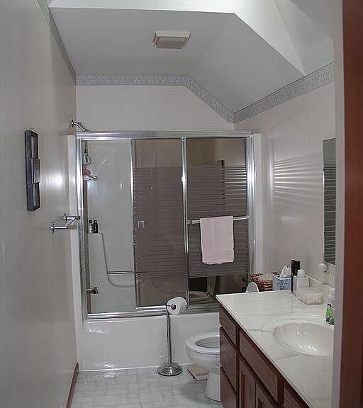 4467 North Ridge Road Mears, MI 49436 - Photo 8 of 13 239368730_381944896774946_51888962067860