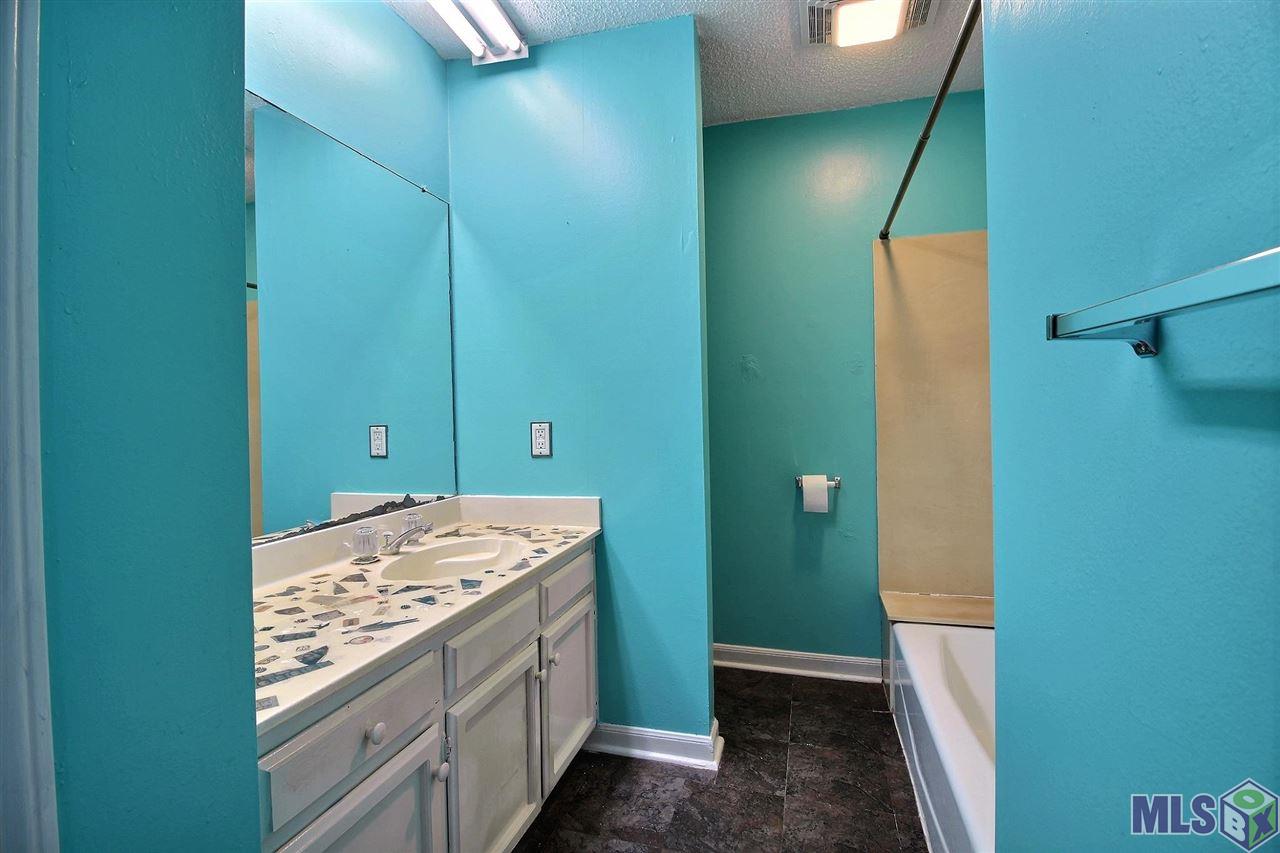 8950 Highland Road Baton Rouge, LA 70810 - Photo 9 of 23