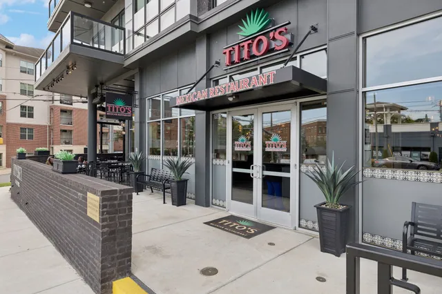 $449,900 | 3100 West End Circle, Unit 102, Nashville, TN 37203