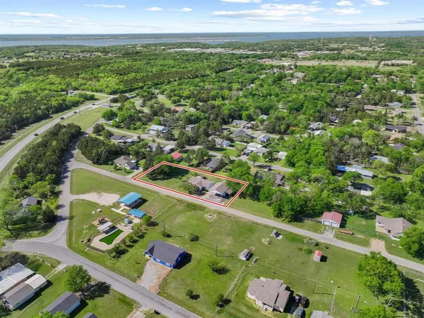 $375,000 | 75 Maple Drive, Pottsboro, TX 75076
