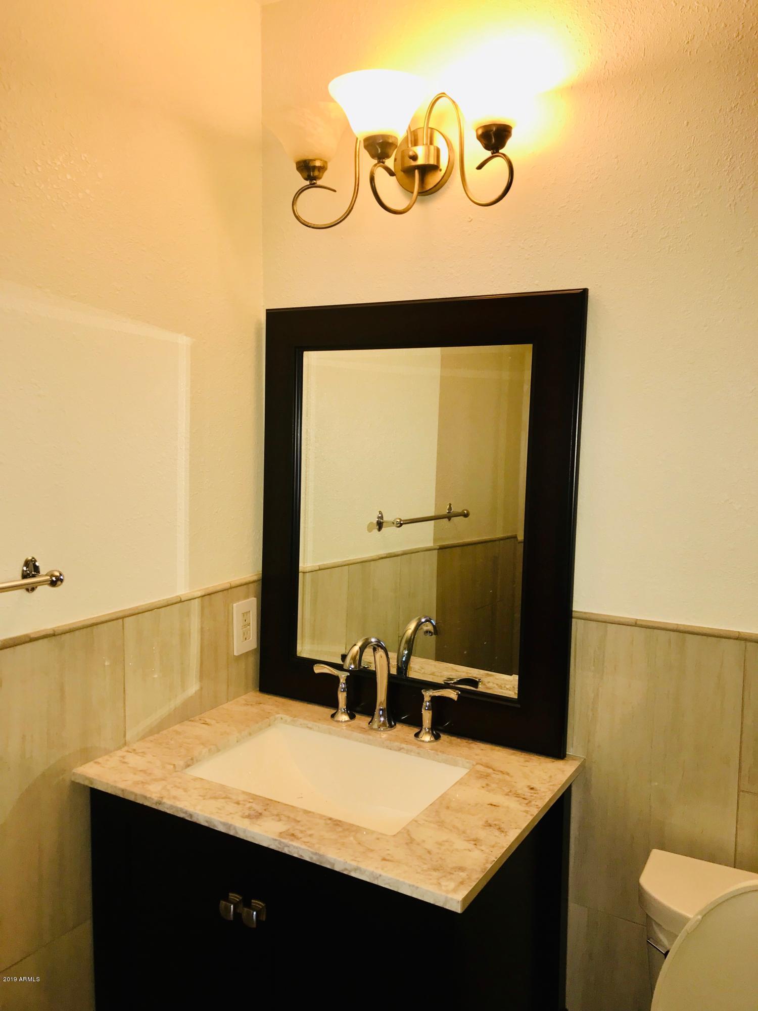 220 West Vineyard Road Phoenix, AZ 85041 - Photo 40 of 67 2ND MASTER BATH