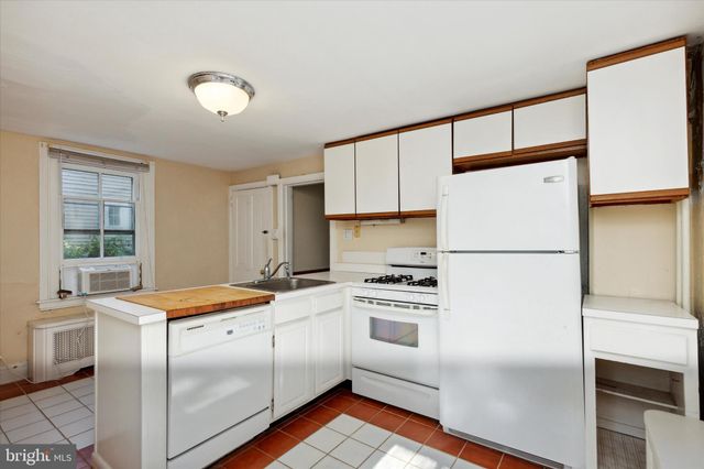 $290,000 | 35 Garrett Avenue, Bryn Mawr, PA 19010