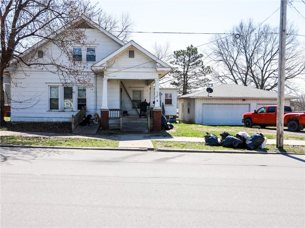 432 West Crowder Road Trenton, MO 64683 - Photo 1 of 22