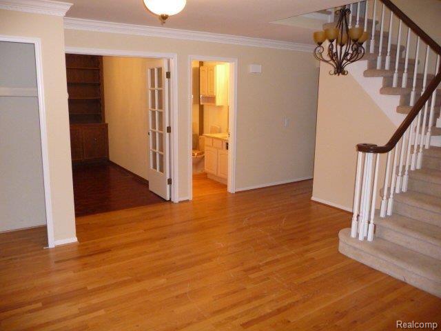 3242 Quail Ridge Circle Rochester, MI 48309 - Photo 6 of 25 Foyer