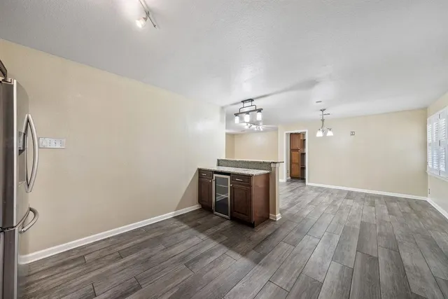 $325,000 | 2419 Bentley Avenue, Dallas, TX 75211