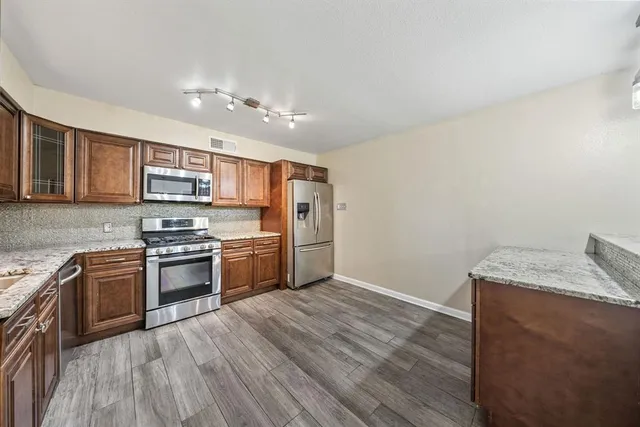 $325,000 | 2419 Bentley Avenue, Dallas, TX 75211