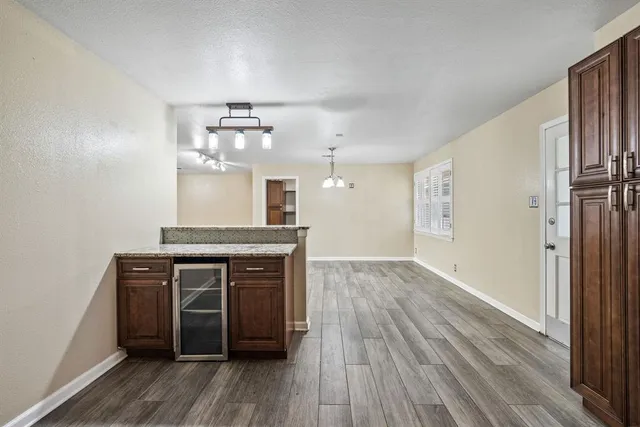 $325,000 | 2419 Bentley Avenue, Dallas, TX 75211