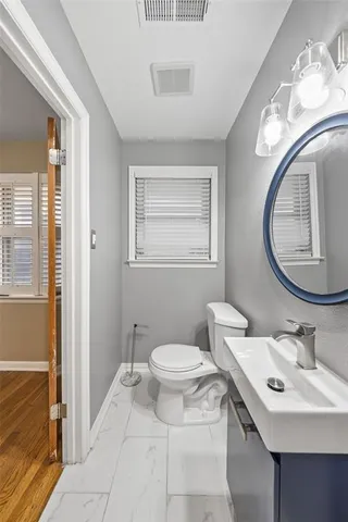 $325,000 | 2419 Bentley Avenue, Dallas, TX 75211