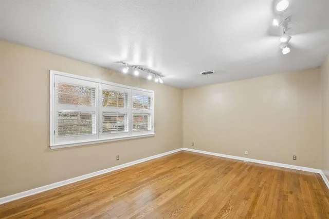 $325,000 | 2419 Bentley Avenue, Dallas, TX 75211