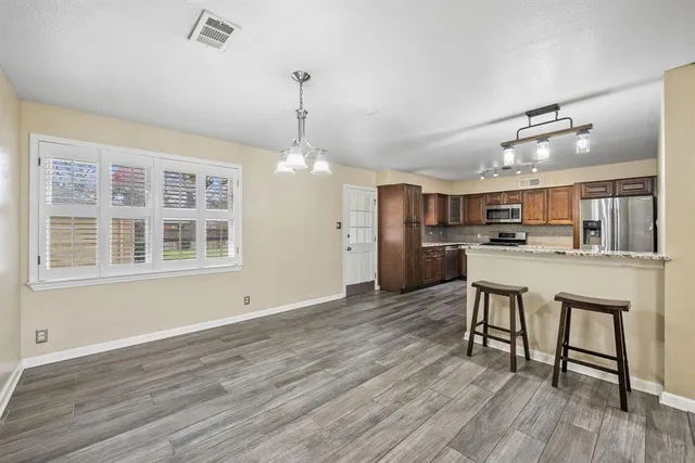 $325,000 | 2419 Bentley Avenue, Dallas, TX 75211