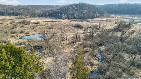 $1,949,000 | 271.18-acres Zwettler/foster, Arena, WI 53503