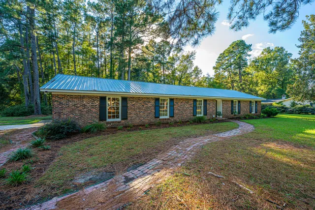 $365,000 | 1301 Bennett Circle, Holly Hill, SC 29059