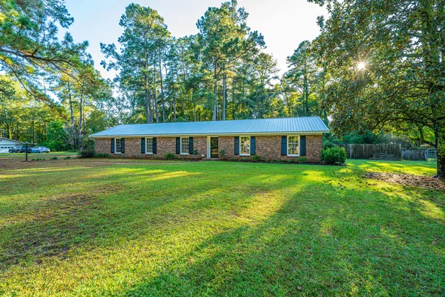 $365,000 | 1301 Bennett Circle, Holly Hill, SC 29059