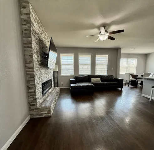$2,100 | 24902 Rosso Stipple Trail, Katy, TX 77493
