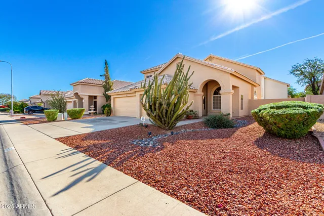 $649,000 | 431 West Calle De Caballos, Tempe, AZ 85284
