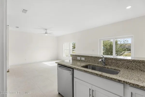 $2,500 | 193 Dayton Boulevard, Melbourne Village, FL 32904