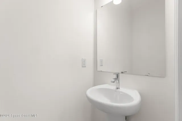 $2,800 | 193 Dayton Boulevard, Melbourne Village, FL 32904