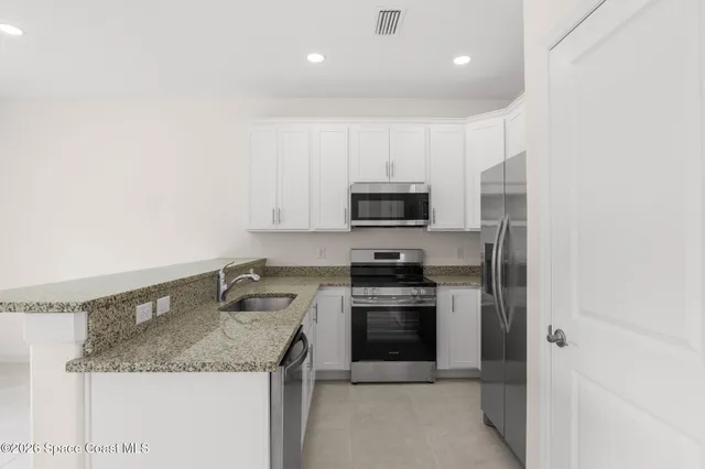 $2,800 | 193 Dayton Boulevard, Melbourne Village, FL 32904