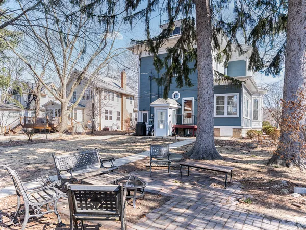 $1,490,000 | 133 North Brainard Street, Naperville, IL 60540