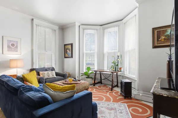 $1,490,000 | 133 North Brainard Street, Naperville, IL 60540