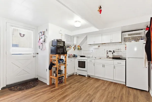 $1,490,000 | 133 North Brainard Street, Naperville, IL 60540