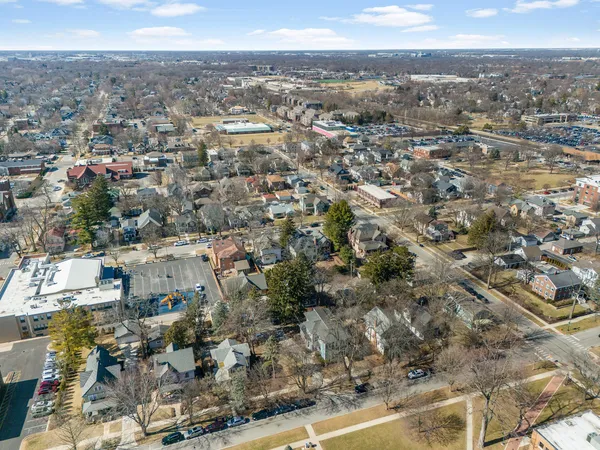 $1,490,000 | 133 North Brainard Street, Naperville, IL 60540