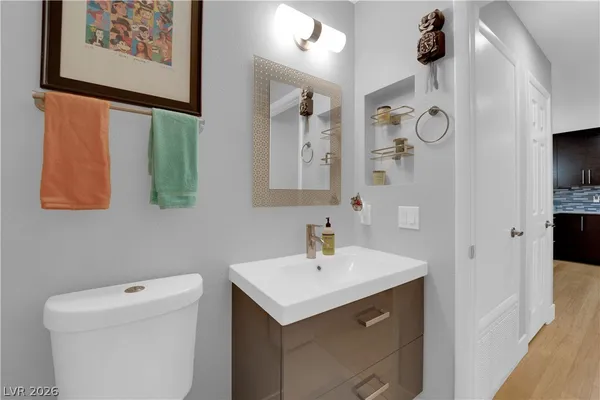 $279,999 | 2832 Blue Bonnet Drive, Unit 2, Henderson, NV 89074