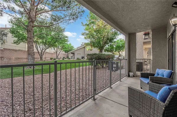 $279,999 | 2832 Blue Bonnet Drive, Unit 2, Henderson, NV 89074