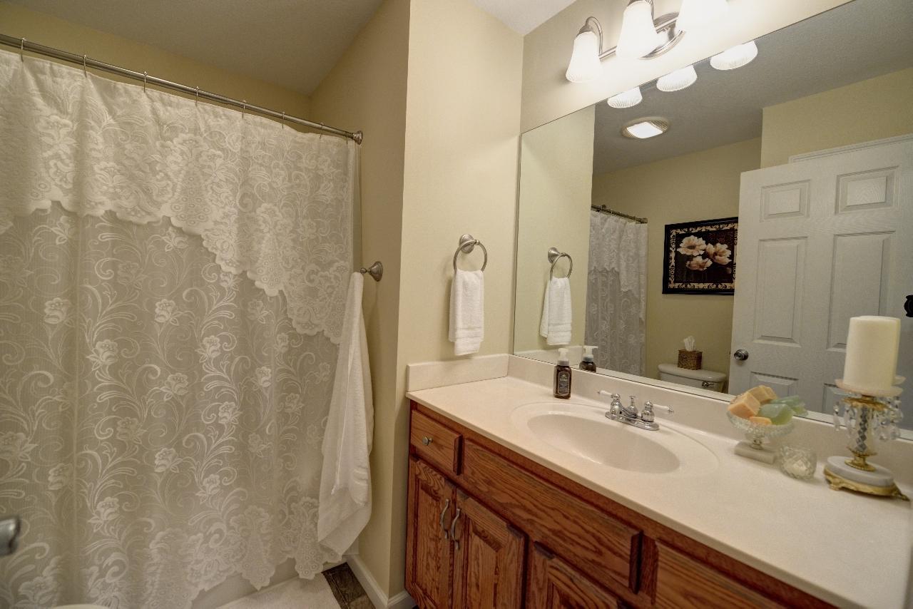 807 Sneed Road Evensville, TN 37332 - Photo 13 of 39 13-807 Sneed Master Bath 3