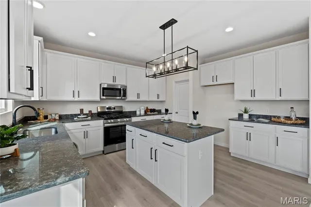 $537,348 | 38 River Wind Drive, St. Charles, MO 63301