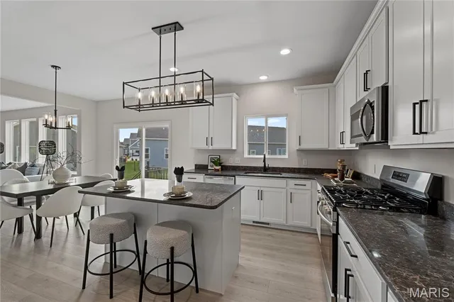 $537,348 | 38 River Wind Drive, St. Charles, MO 63301