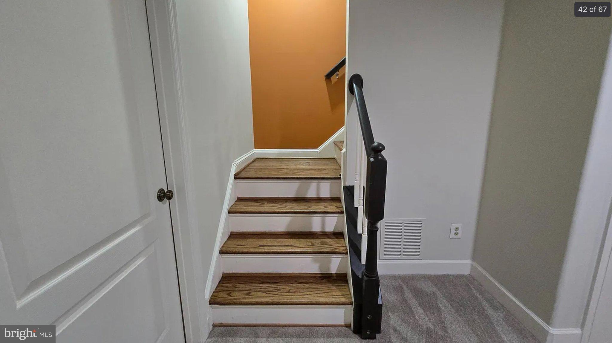 3906 Valley Ridge Drive Fairfax, VA 22033 - Photo 43 of 58 Inviting staircase with warm accents.